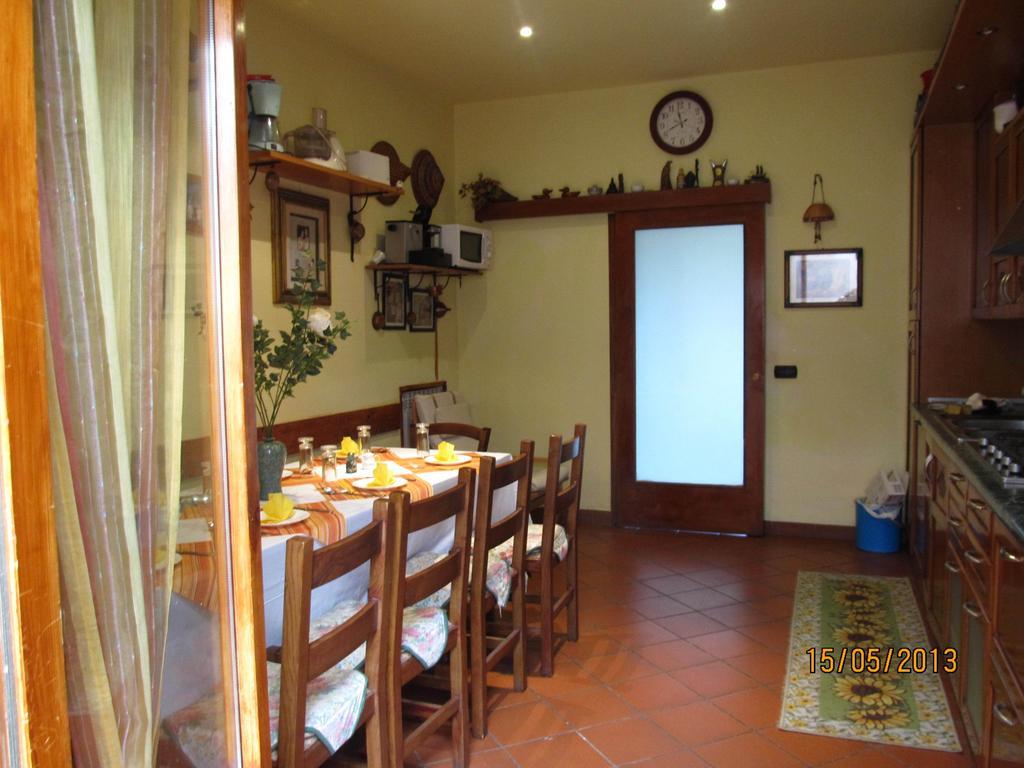Hotel La Bella Casa Del Cuoco à Campi Bisenzio Chambre photo