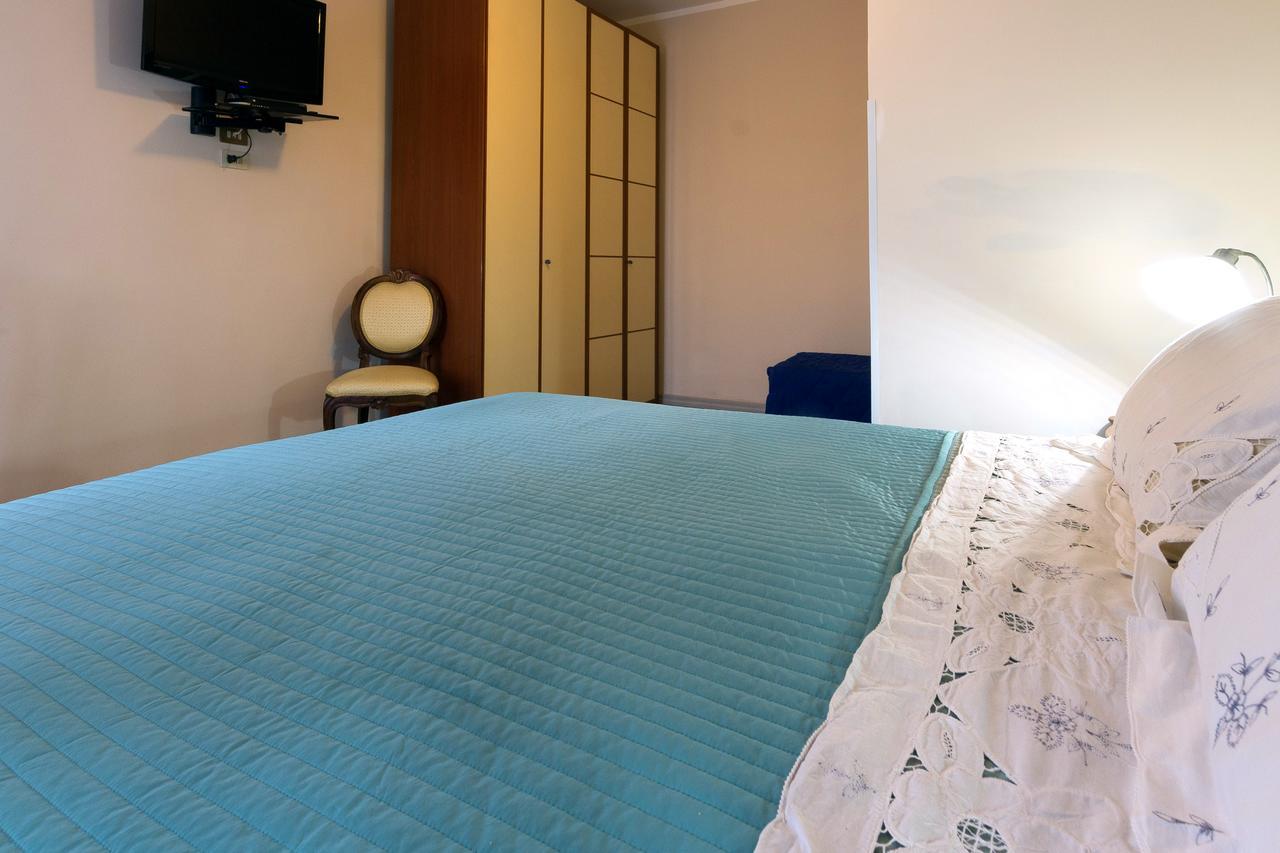 Hotel La Bella Casa Del Cuoco à Campi Bisenzio Extérieur photo
